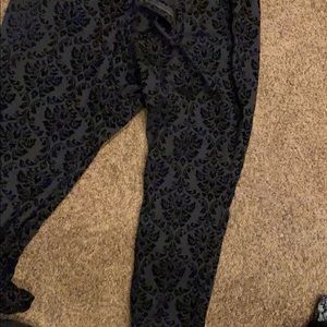 Avenue 26A black pants with design